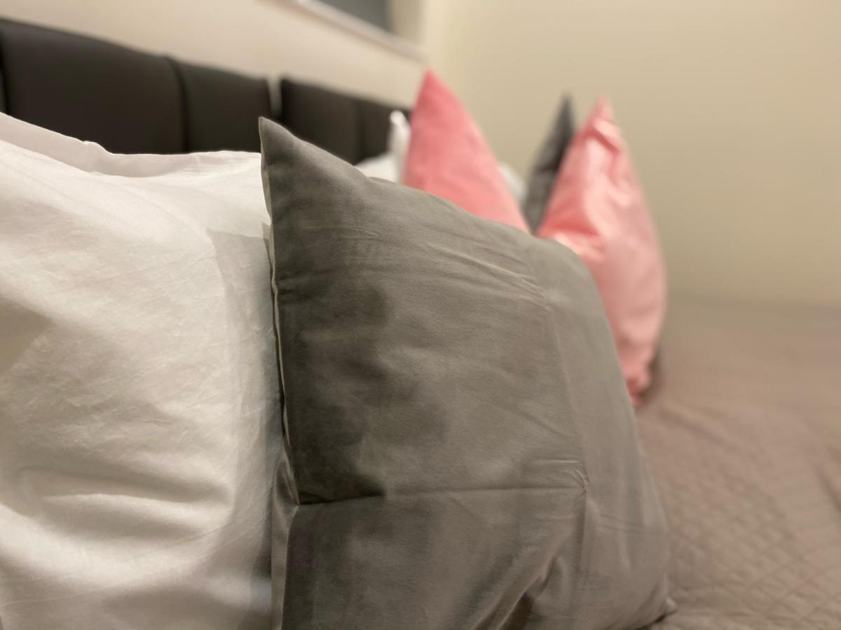 Amazing 2 Bed 2 Bath Private Apartment Watford  Kültér fotó
